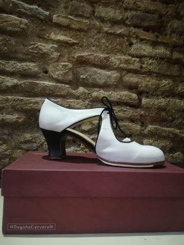 Oferta Zapatos baile flamenco Begoña Cervera Mod. Escote